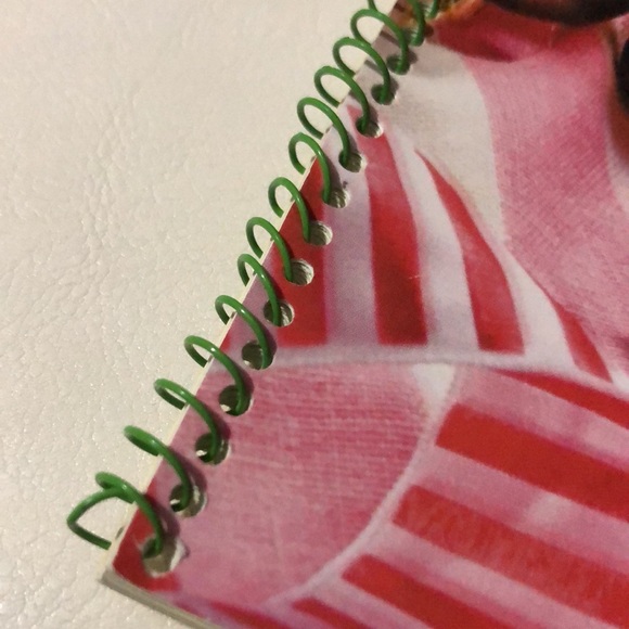 2011 We Energies Cookie Book - Picture 14 of 16